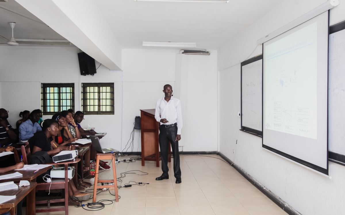 A second year PhD student presenting his PhD proposal at the seminar
